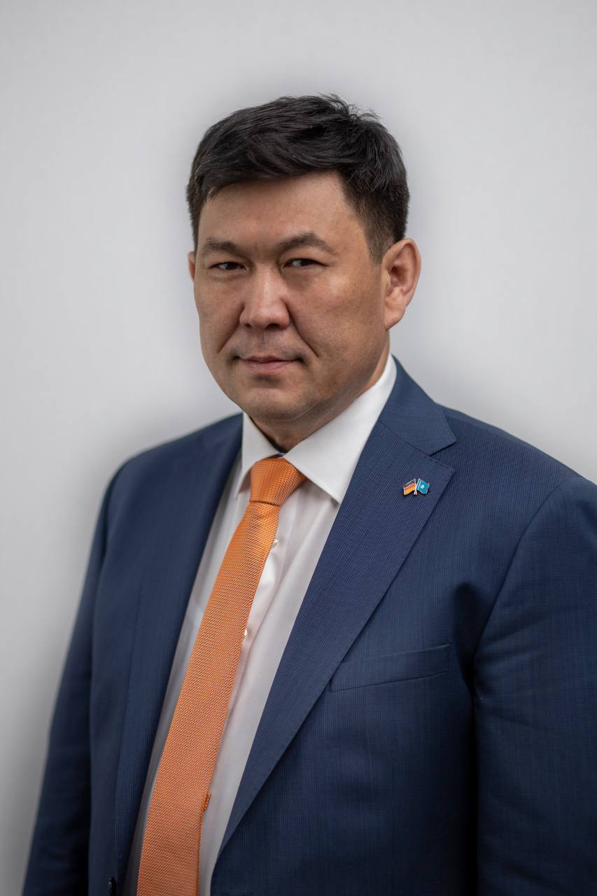 Zhanat1