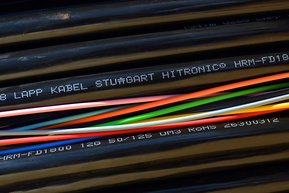 Гибкие оптические кабели HITRONIC® в телескопе HESS